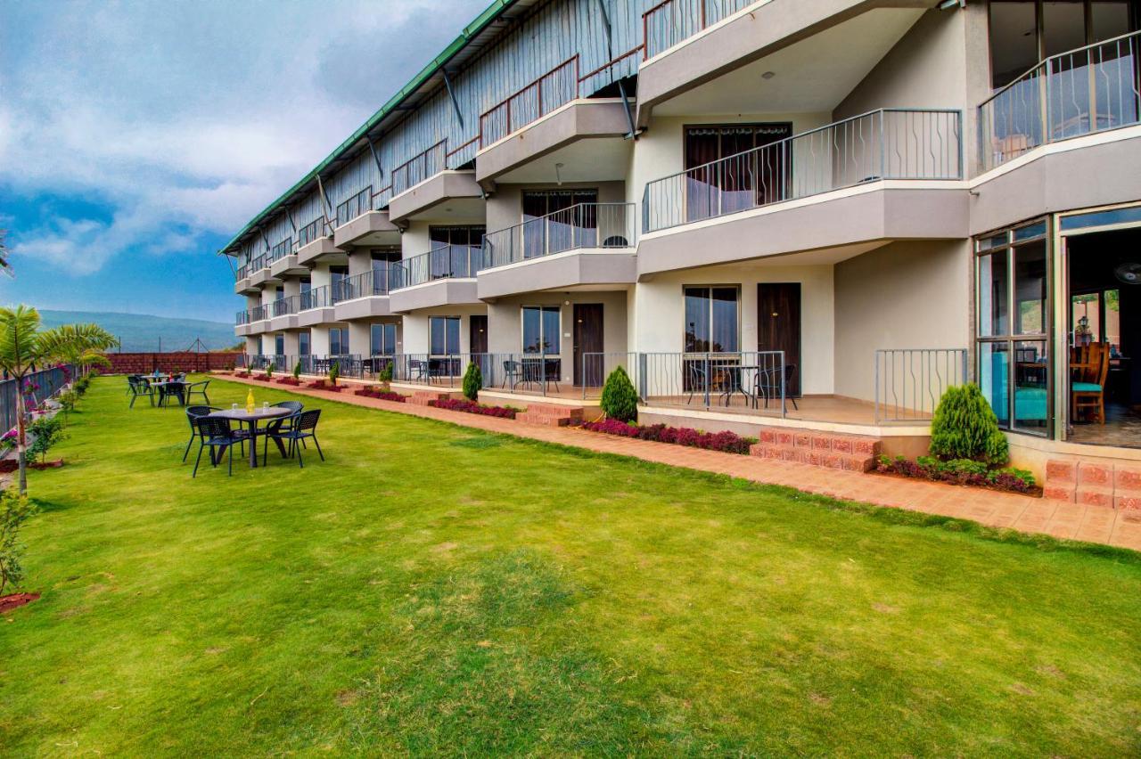 Mountain Breeze Resort, Mahabaleshwar Exterior photo