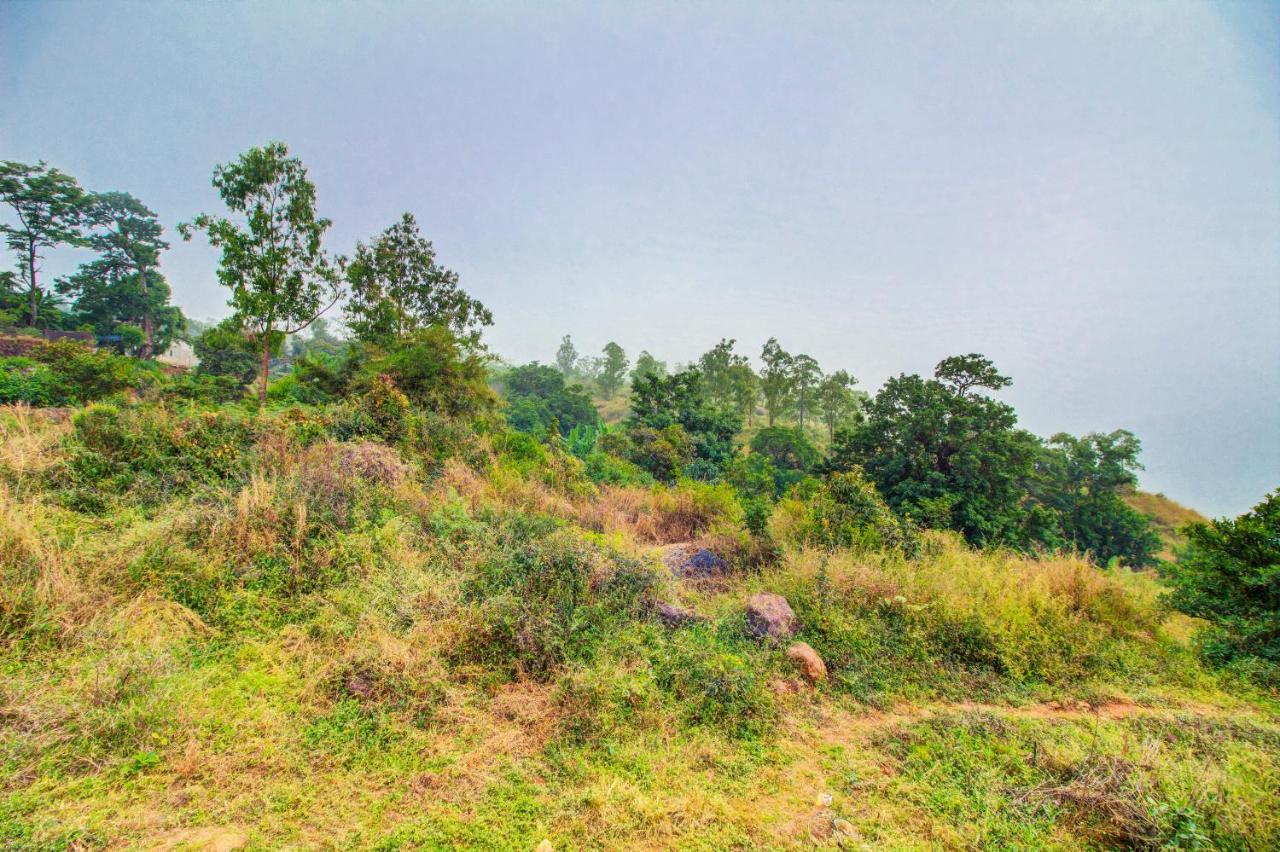 Mountain Breeze Resort, Mahabaleshwar Exterior photo